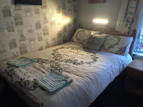 Гостиница Bradleys Hotel  Блэкпул